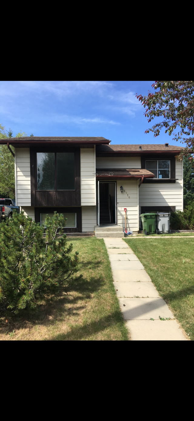 3 Bedroom Main Floor of house for Rent in Edson, AB.