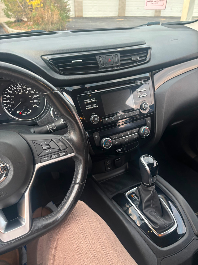 2018 Automatic AWD Nissan Qashqai (incl winter tires on rims!) in Cars & Trucks in Ottawa - Image 4