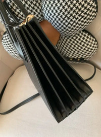 MICHAEL KORS Mercer accordion style pebbled leather bag