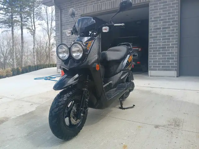 Yamaha bws 2019 excellent condition! in Scooters & Pocket Bikes in Brantford - Image 3