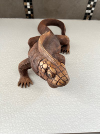 Iguana Wood Sculpture (from Aruba) 