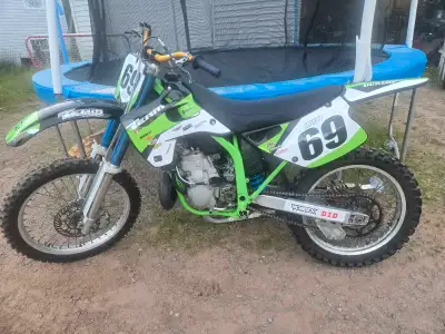 1991 kx 250 2 stroke bikes in very good condition brand-new tires front and back new carb kit but do...