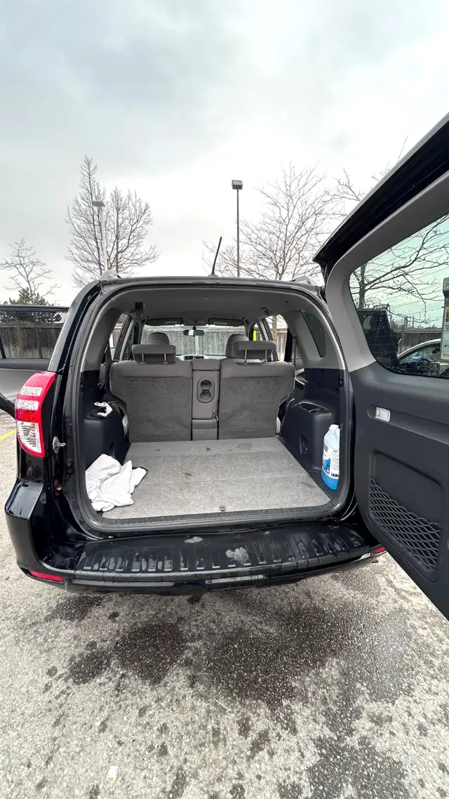 2009 Toyota RAV4 Base, Sport Utility 3.5L V6 4WD dans Autos et camions dans Région de Markham/York - Image 5