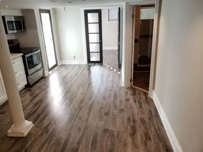 Luxury 1-Bedoom Basement Suite