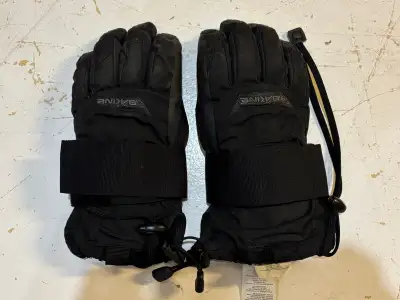 Youth Dakine snowboard gloves with built-in wristguards, View more