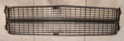 1970 Chevelle El Camino Front Grill Paint Black for SS No Cracks