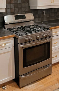 Cooking Gas Stove Range- Gas operated used