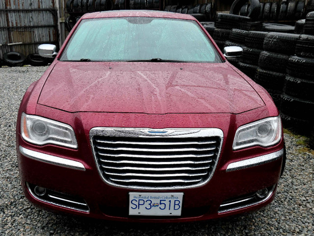 Chrysler 300C mint condition fully loaded for sale. in Cars & Trucks in Delta/Surrey/Langley - Image 2