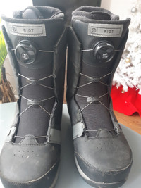 Snow board boots