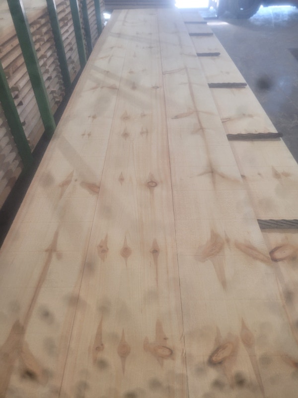 White pine lumber/barn boards/board and batton Decks & Fences