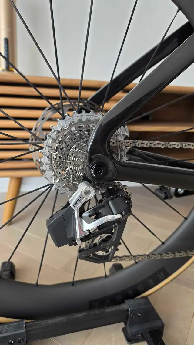 2026 Cervelo S5 SRAM Red 56cm Road Bike in Road in City of Toronto - Image 8