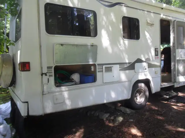 Travelaire Motorhome in RVs & Motorhomes in Delta/Surrey/Langley - Image 8
