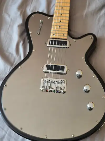 Godin Radiator 1999, single coil, chambered body, View more