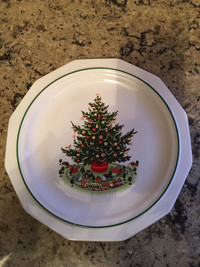 Pfaltzgraff Christmas serving plate