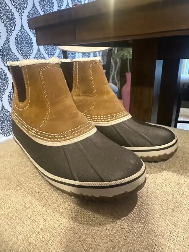 Ankle Boots in Men's Shoes in Lethbridge - Image 5