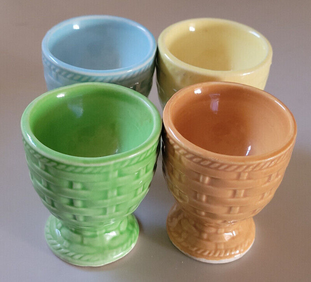 Vintage Set of 4 Ceramic Egg Cups in Arts & Collectibles in Oshawa / Durham Region - Image 2