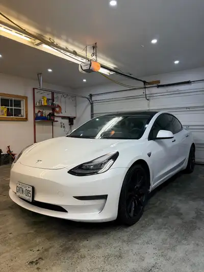 Interested People Only For Sale: 2021 Tesla Model 3 standard plus- Fully Loaded and Ready to Go •Mil...