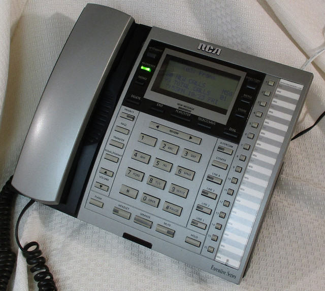 RCA 4-Line Corded Phone/Speakerphone/Answering Machine in Home Phones & Answering Machines in Kelowna - Image 3