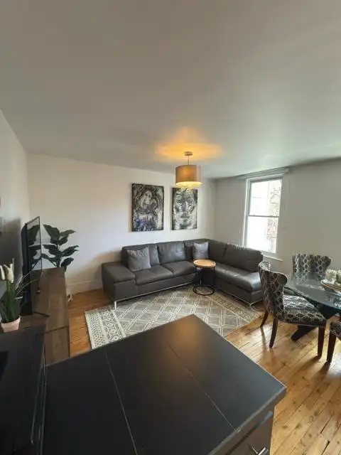 4 ½ à louer à Verdun sur la rue Argyle entre les rues Verdun et Bannantyne, à 10 minutes de marche d...