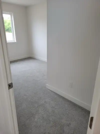 One Bedroom for Rent – Orleans (Knotridge Street, Ottawa) Spacious one bedroom available in a new ho...