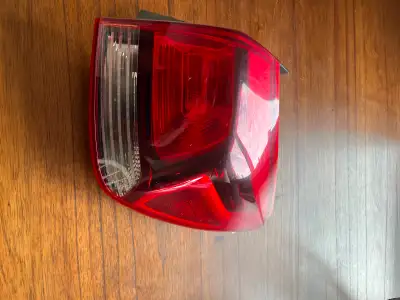 2019 Kia Rio Tail Light (Hatchback, quarter panel mounted, incandescent, RH)