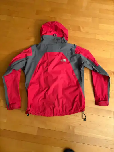 Manteau coquille Northface, View more