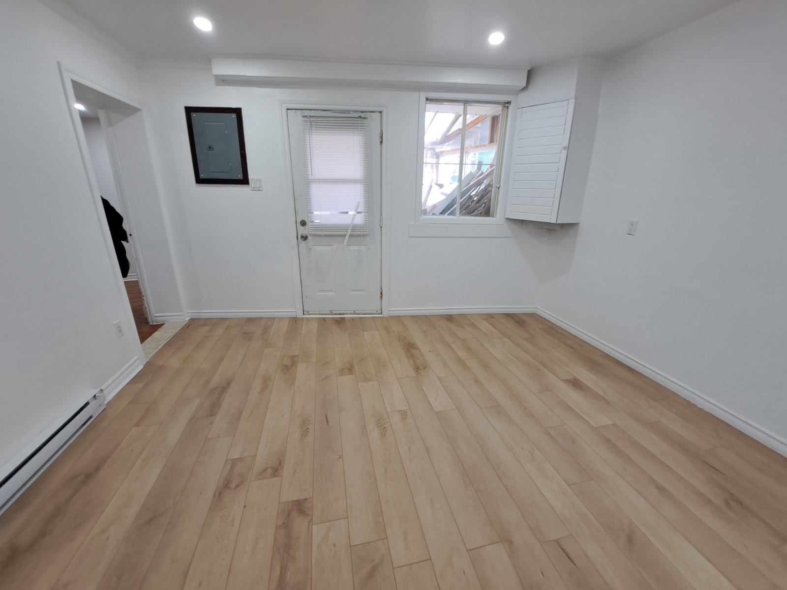 Apartment for Rent — photo 2