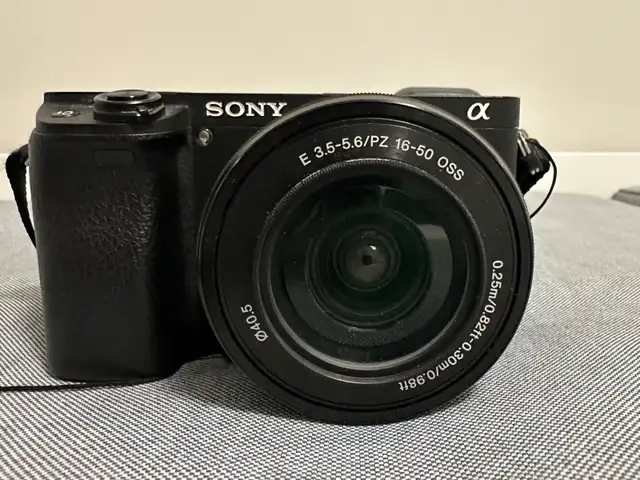 Sony A6300 Camera body + 16-50mm lens, 4K Video Recording628643617597451229