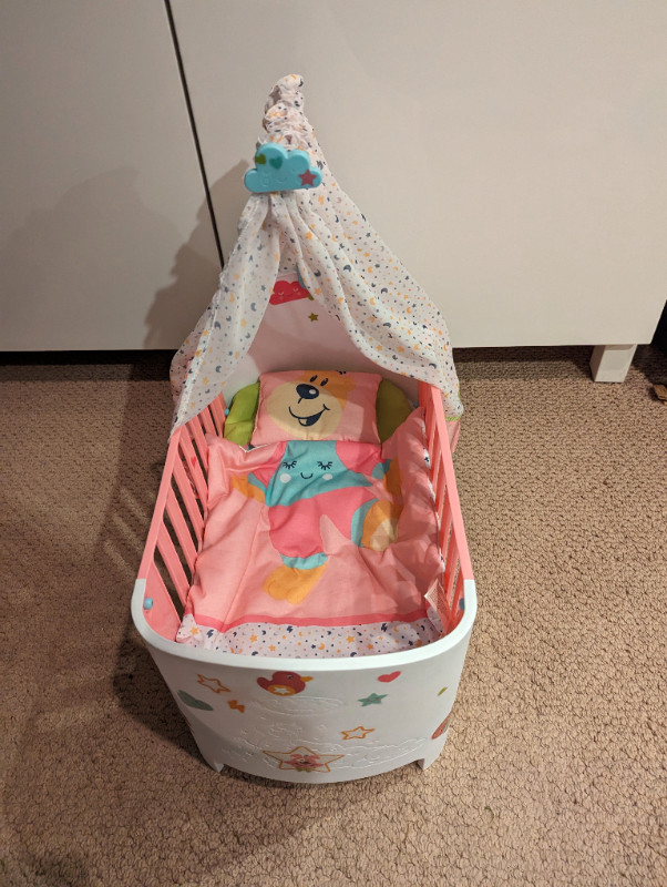 Baby Born doll bed/crib (toy) - great condition in Toys in City of Toronto