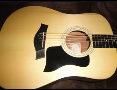 TAYLOR 150E ACOUSTIC/ELECTRIC 12 STRINGS MINT GUITAR $1200, View more