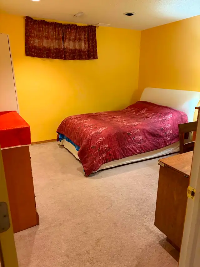 KABAYAN-Basement Room for Rent in Riverbend in Room Rentals & Roommates in Calgary - Image 3