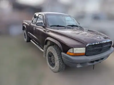 Selling my 2004 Dodge Dakota 4x4 with the 5-speed manual transmission. Older truck with solid potent...