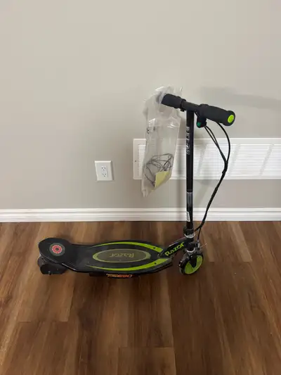 Razor Power Core E90 Electric Scooter. Only used a couple times., View more