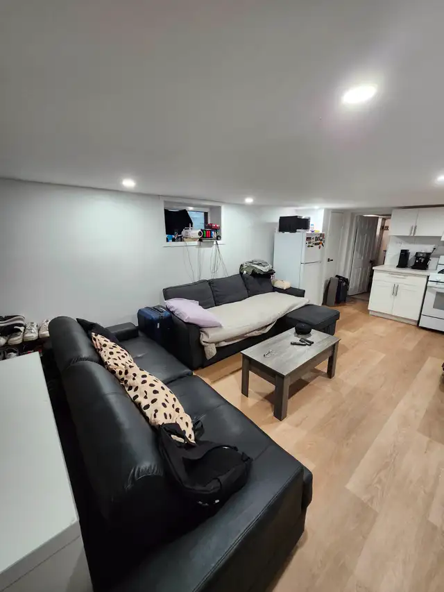 Spacious Basement for rent63417675065857121