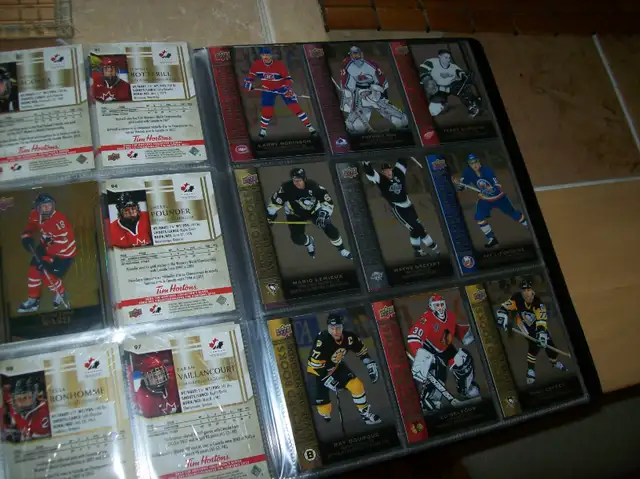 CARTES HOCKEY CARD, SÉRIE   100+15  CARTES TIM HORTONS LÉGENDE in Arts & Collectibles in Laval / North Shore - Image 3
