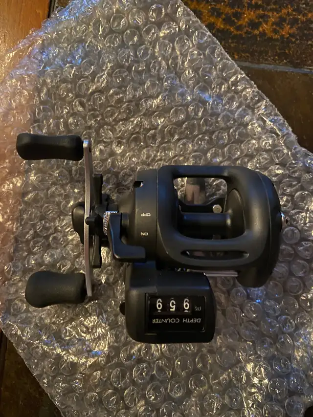 Fishing reels in Fishing, Camping & Outdoors in Mississauga / Peel Region - Image 4