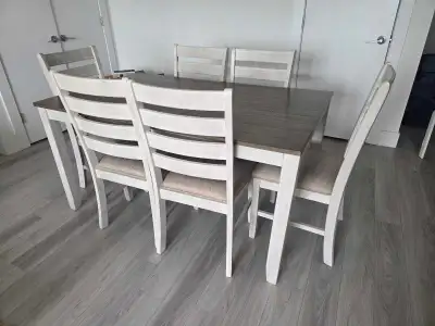 Table Ashley Skempton 6-Piece Dining Room Set, View more