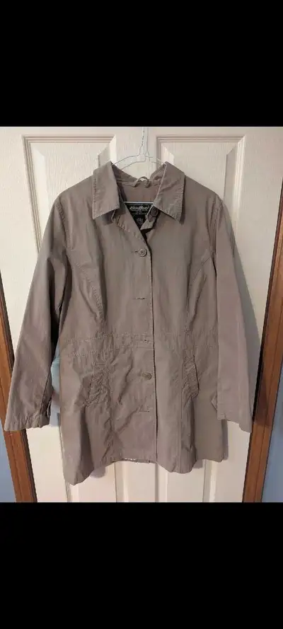 Women's Eddie Bauer Jacket - M, View more