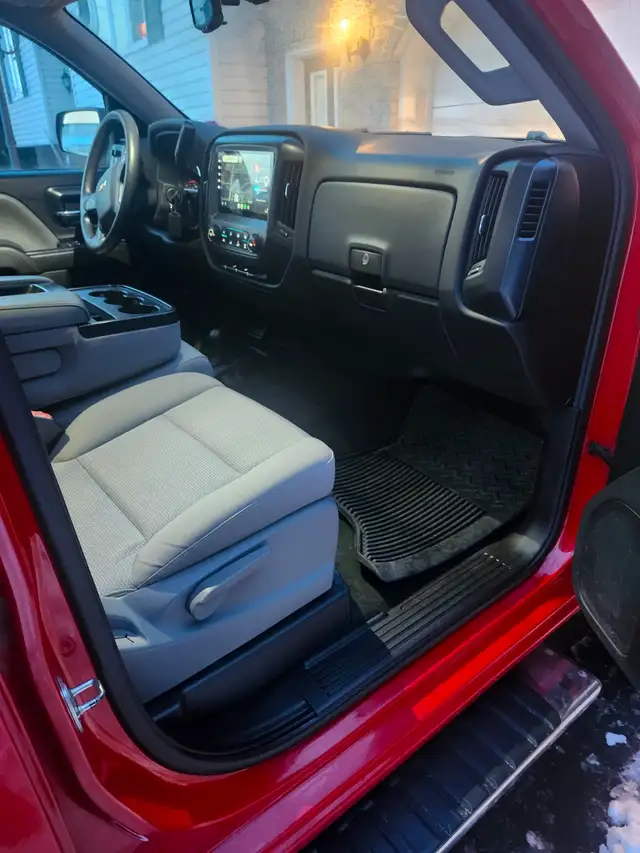2014 Chev Silverado 1500423430073594695685
