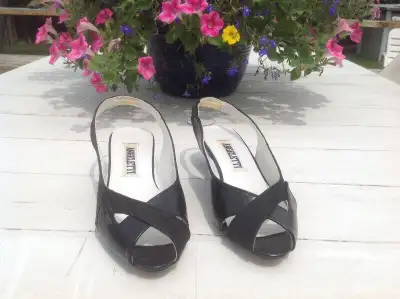 souliers femme, View more
