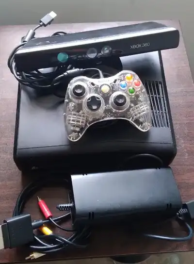 Bundle Includes: -> PDP Afterglow Wired Controller (Green) – Wired, green LED glow ️ -> Xbox 360 4GB...