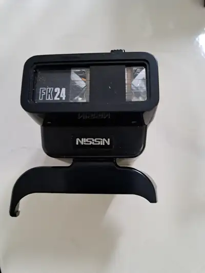 Nissin fk24 flash for kodak instant cameras EK4,6 , The colorburst 100 and 200 & The Handle . Vintag...