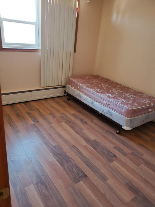 Rooms for Rent in Room Rentals & Roommates in Regina - Image 4