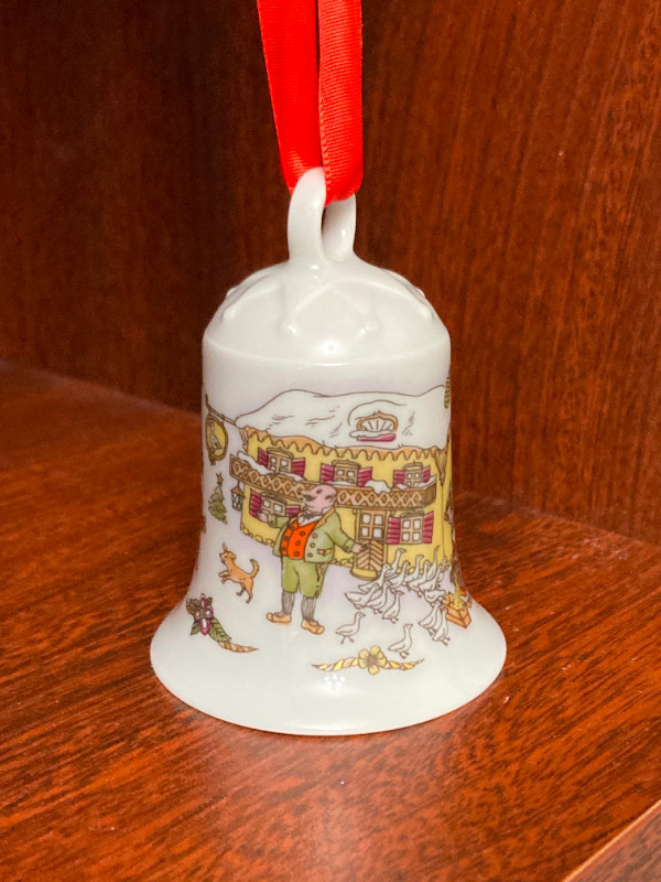 Weihnachts Glocke 1992 - Christmas Bell - limited edition in Holiday, Event & Seasonal in London - Image 2