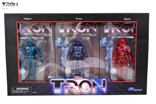 SDCC 2021 Diamond Select Tron Deluxe Action Figure Box Set dans Jouets et jeux  à Ville de Montréal