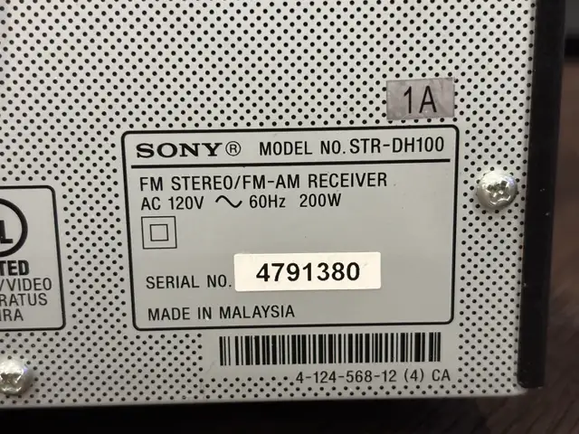 Sony STR-DH100 2 channel Stereo Receiver in Stereo Systems & Home Theatre in City of Toronto - Image 6