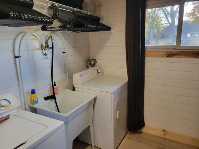 Lake St. Clair Waterfront Cottage for rent with Boat Docking in Ontario in Canada - Image 9