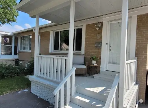 3 bedroom house for rent in Brampton downtown