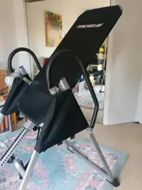 BACK  THERAPY  INVERSION  TABLE