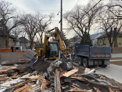 Garage Demolition Call (204) 228-3291 We provides residential & commercial services. Our company use...